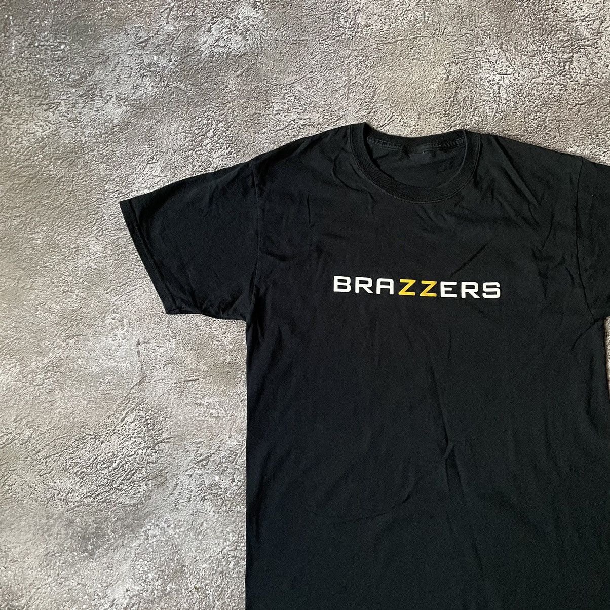 Vintage Y2K Brazzers Graphic Tee Sun Faded Skate Punk Streetwear M Size US M / EU 48-50 / 2 - 5 Thumbnail