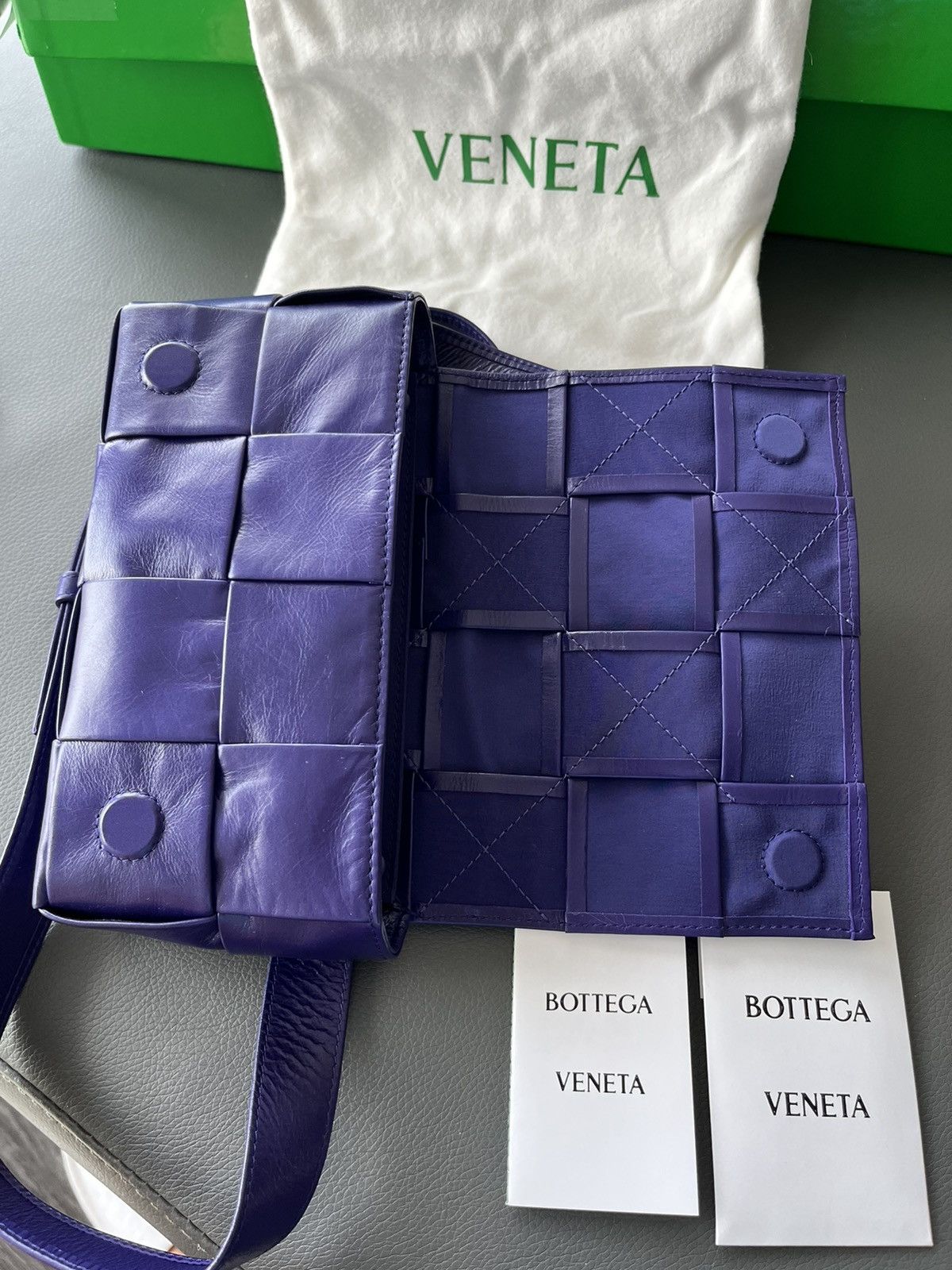 Bottega Veneta Super Runway Brand New $2,300 Value Cassette Crossbody Bag Size ONE SIZE - 11 Thumbnail