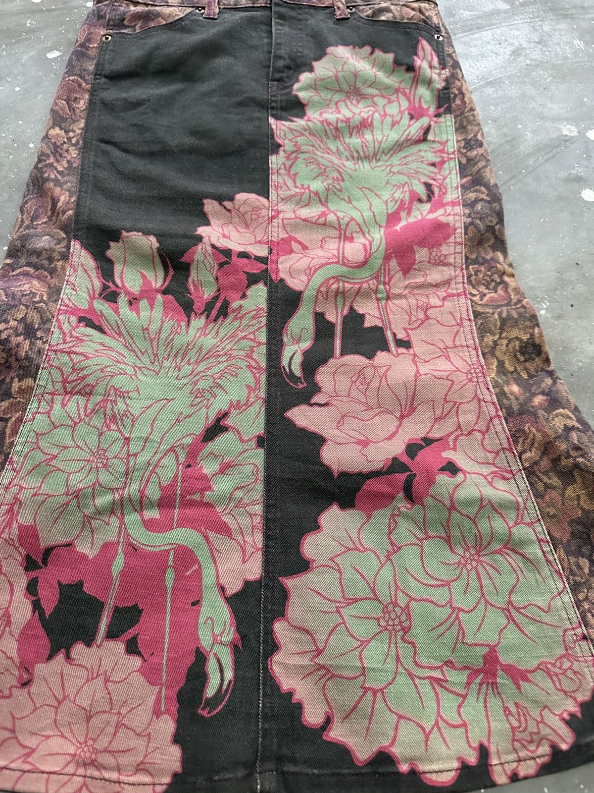 Japanese Brand Onetmonet Japanese Floral Skirt Size 28" / US 6 / IT 42 - 6 Thumbnail