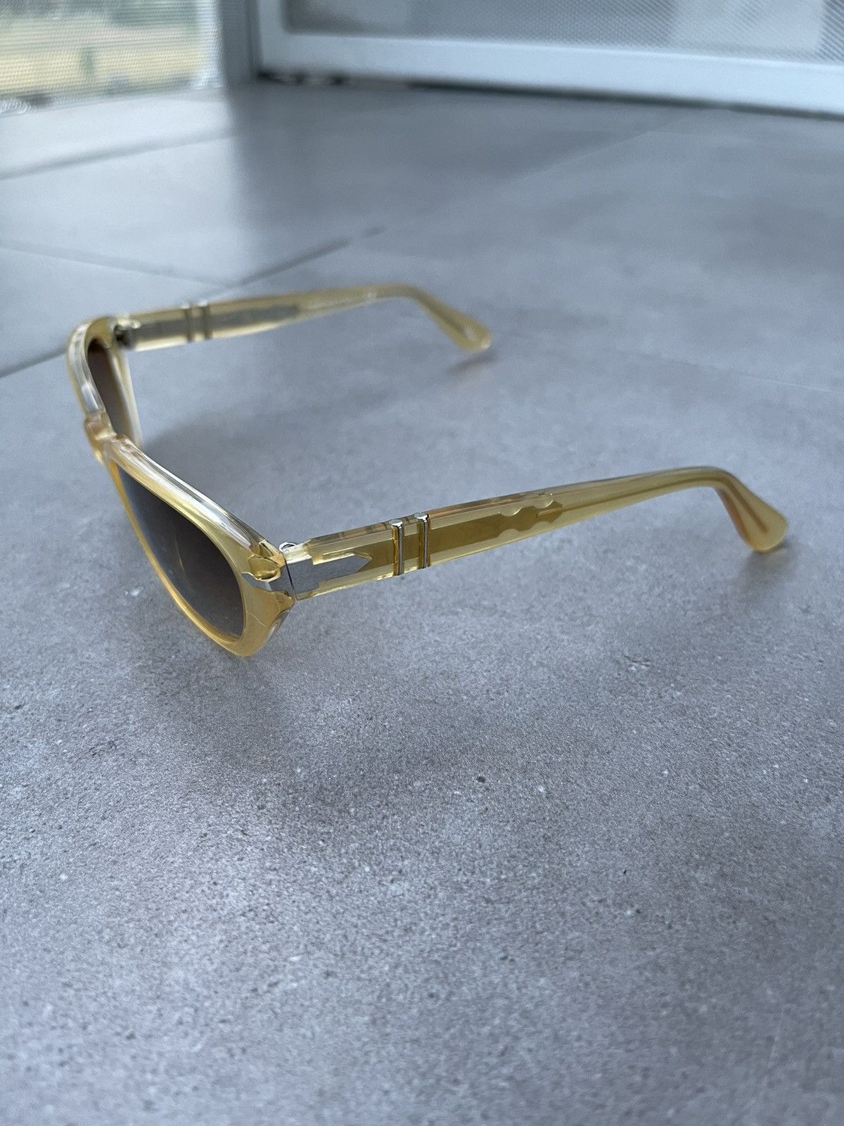 Persol Persol 2977-S 907/51 Transparent Yellow Sunglasses Size ONE SIZE - 5 Thumbnail