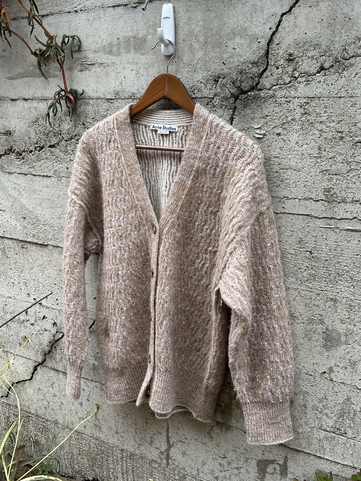Acne Studios RARE GRAIL Acne Studios brushed cardigan sweater Size US M / EU 48-50 / 2 - 1 Thumbnail