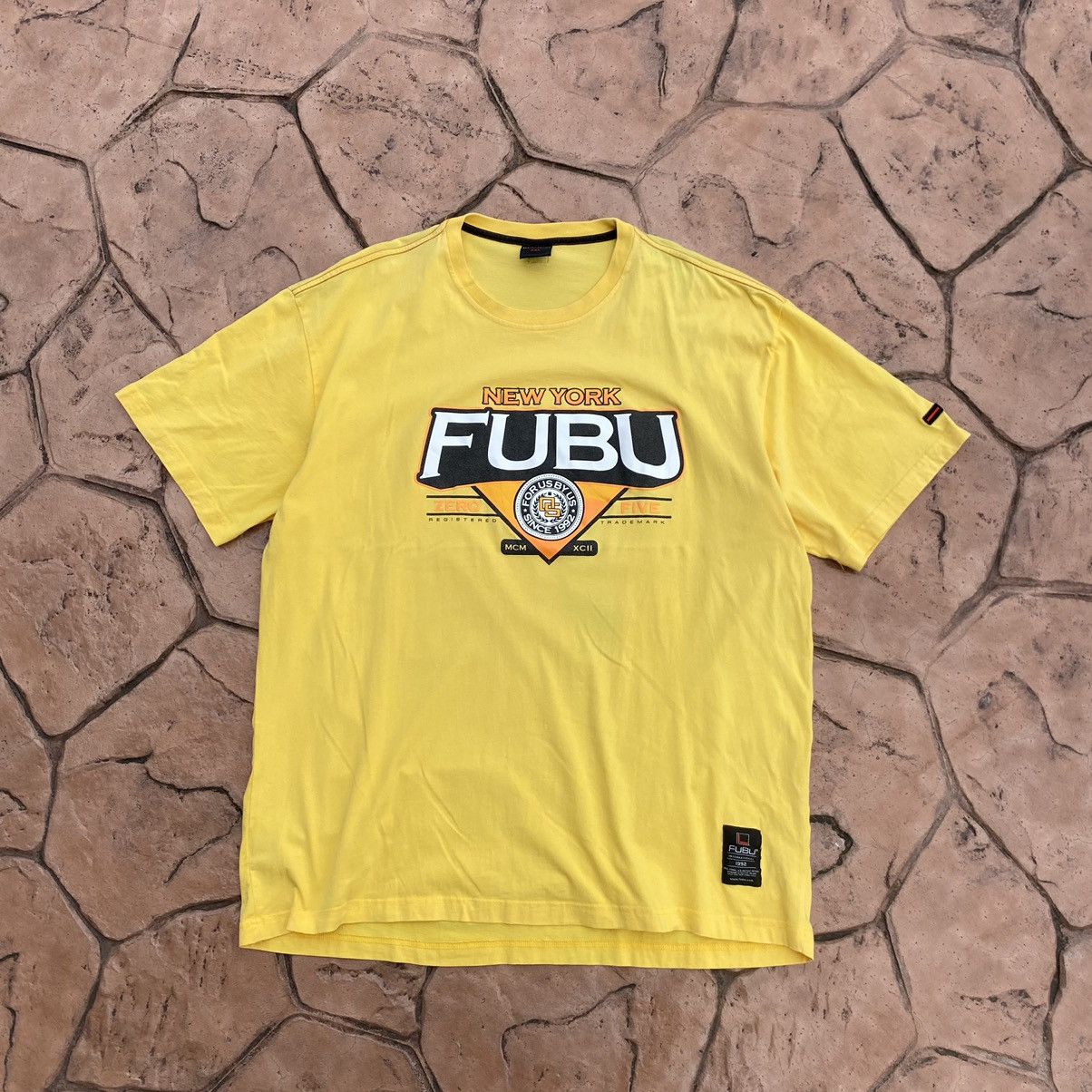 Fubu Vintage Fubu New York Streetwear Oversized Tee Size US XXL / EU 58 / 5 - 1 Thumbnail