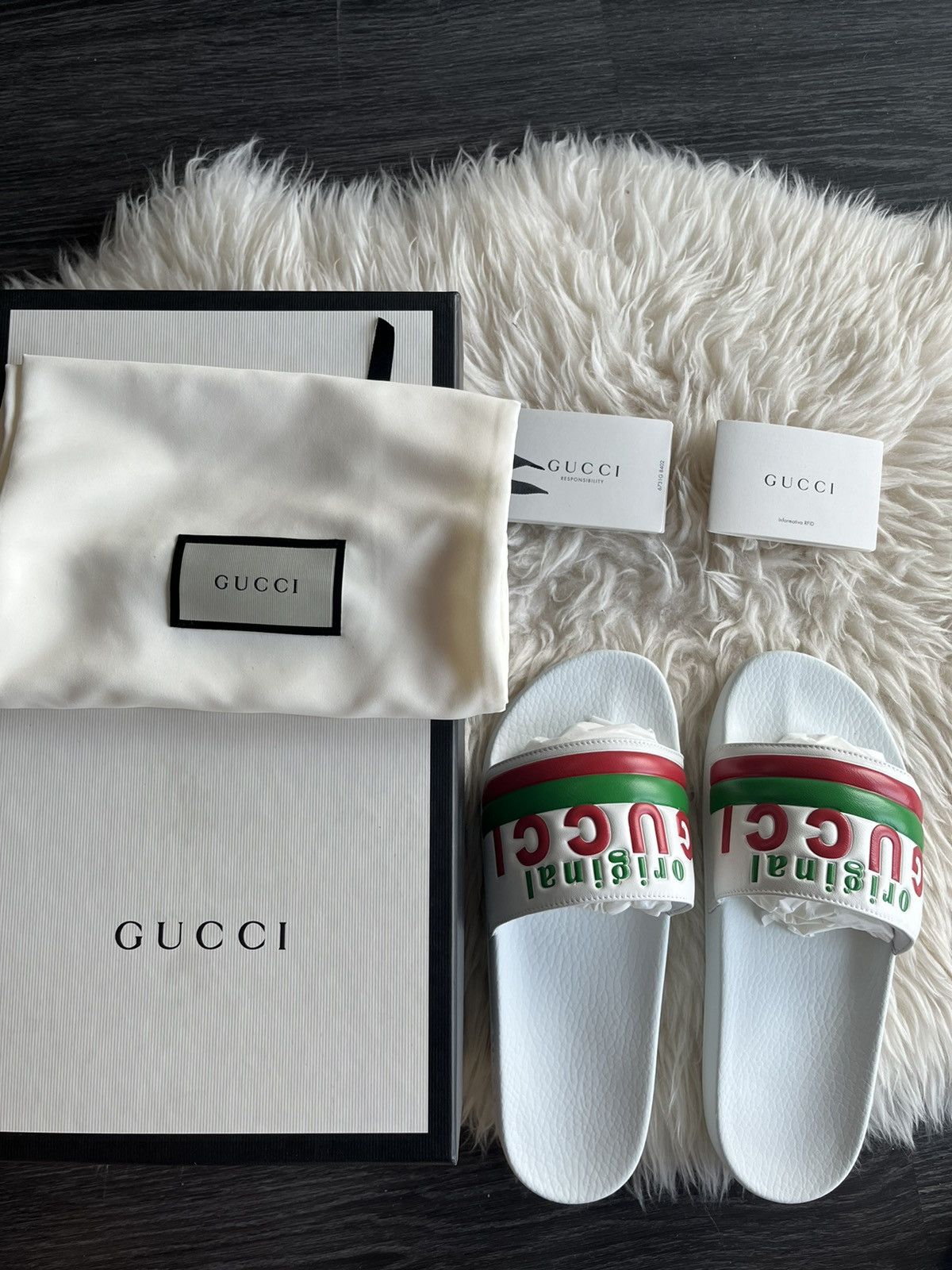 Gucci Super Runway Brand New Gucci Logo Leather Sandal Slides Rare Size US 9 / EU 42 - 2 Thumbnail