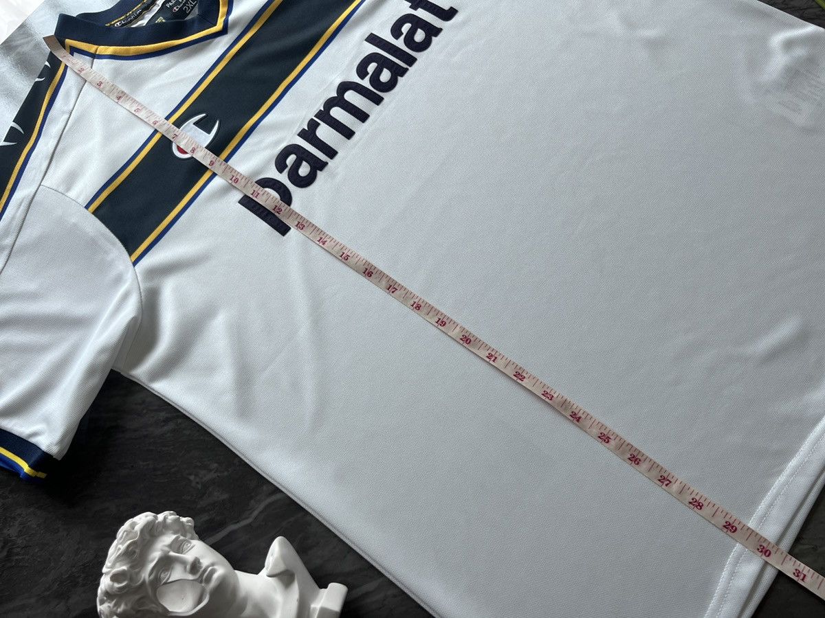 Champion Parma 02/03 away kit L