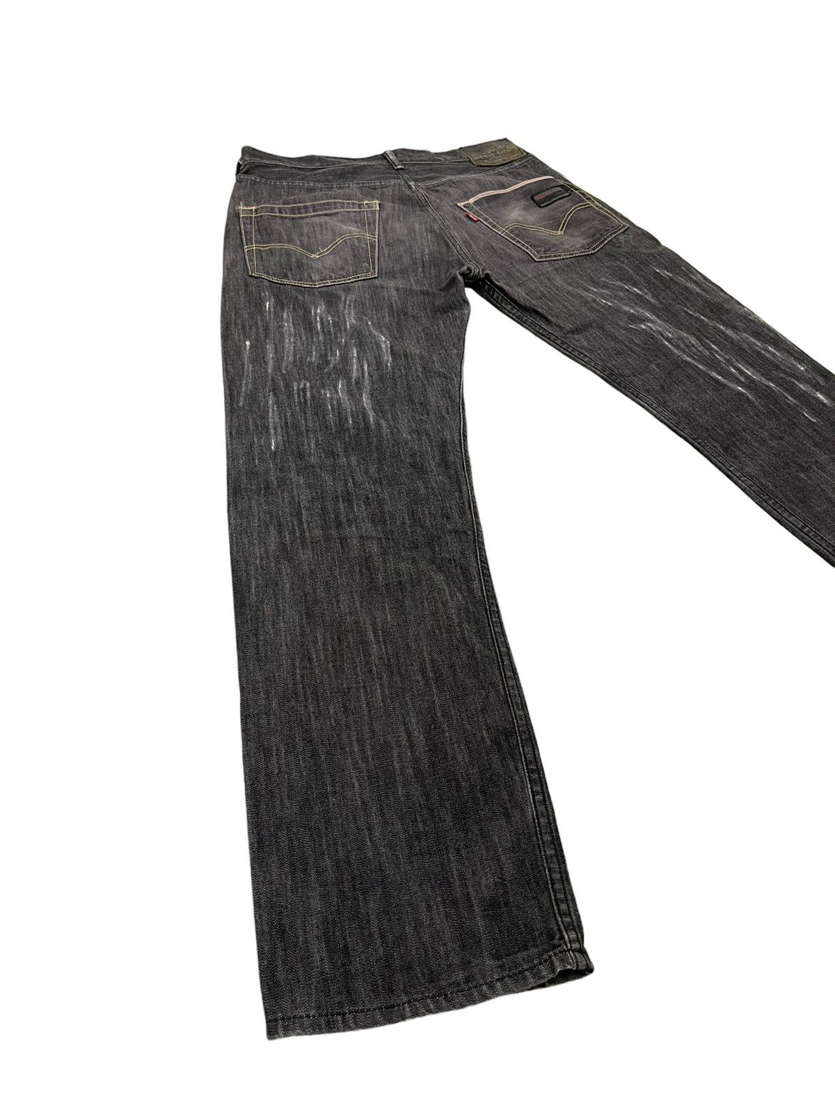 Fragment Design Levi’s Fenom Fragment Design Distres Thin Denim Regular 6🟦0 Size US 32 / EU 48 - 3 Thumbnail
