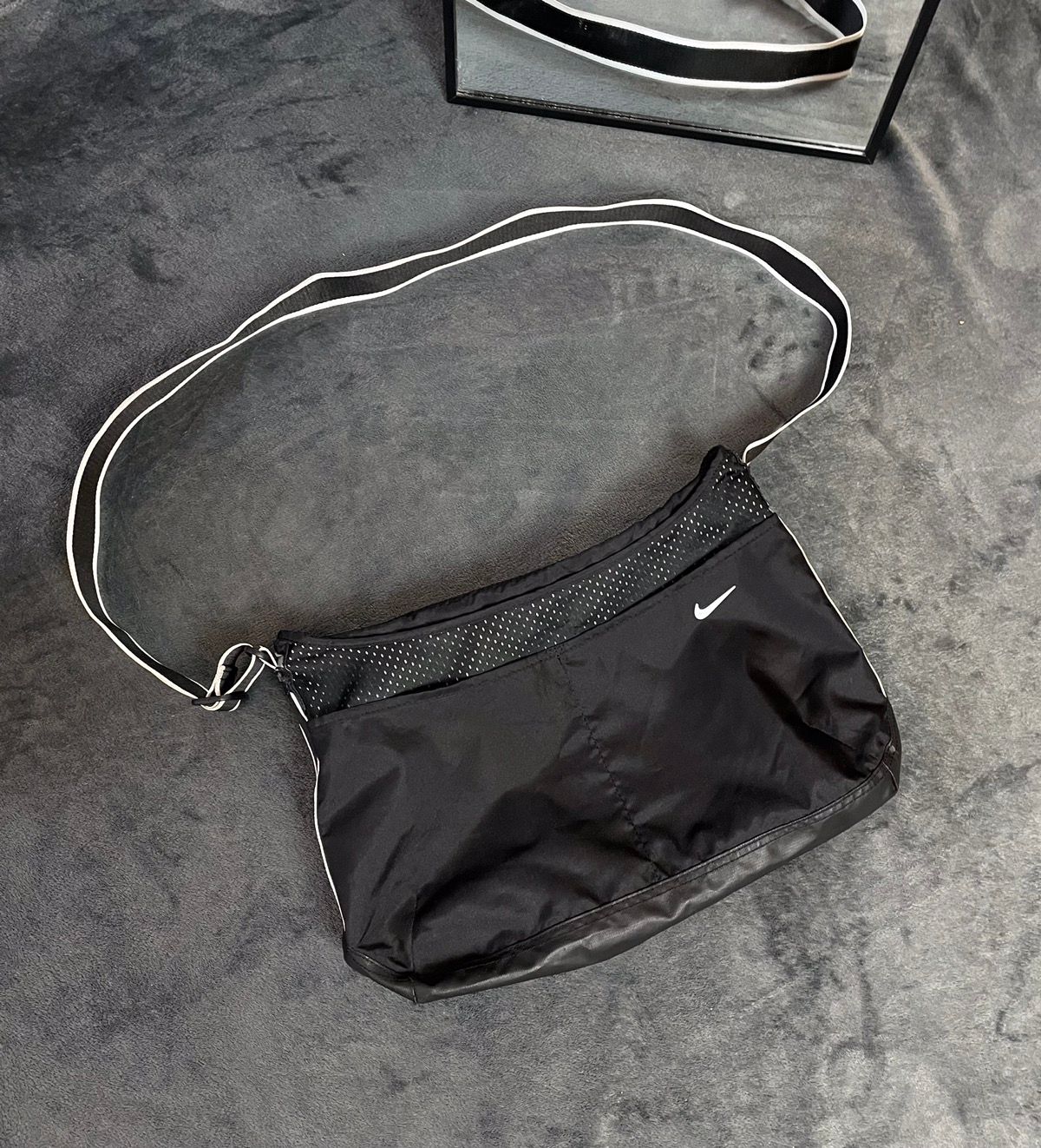 Pre-owned Nike X Vintage 90's Nike Vintage Nylon Crossbody Sling Bag In Black