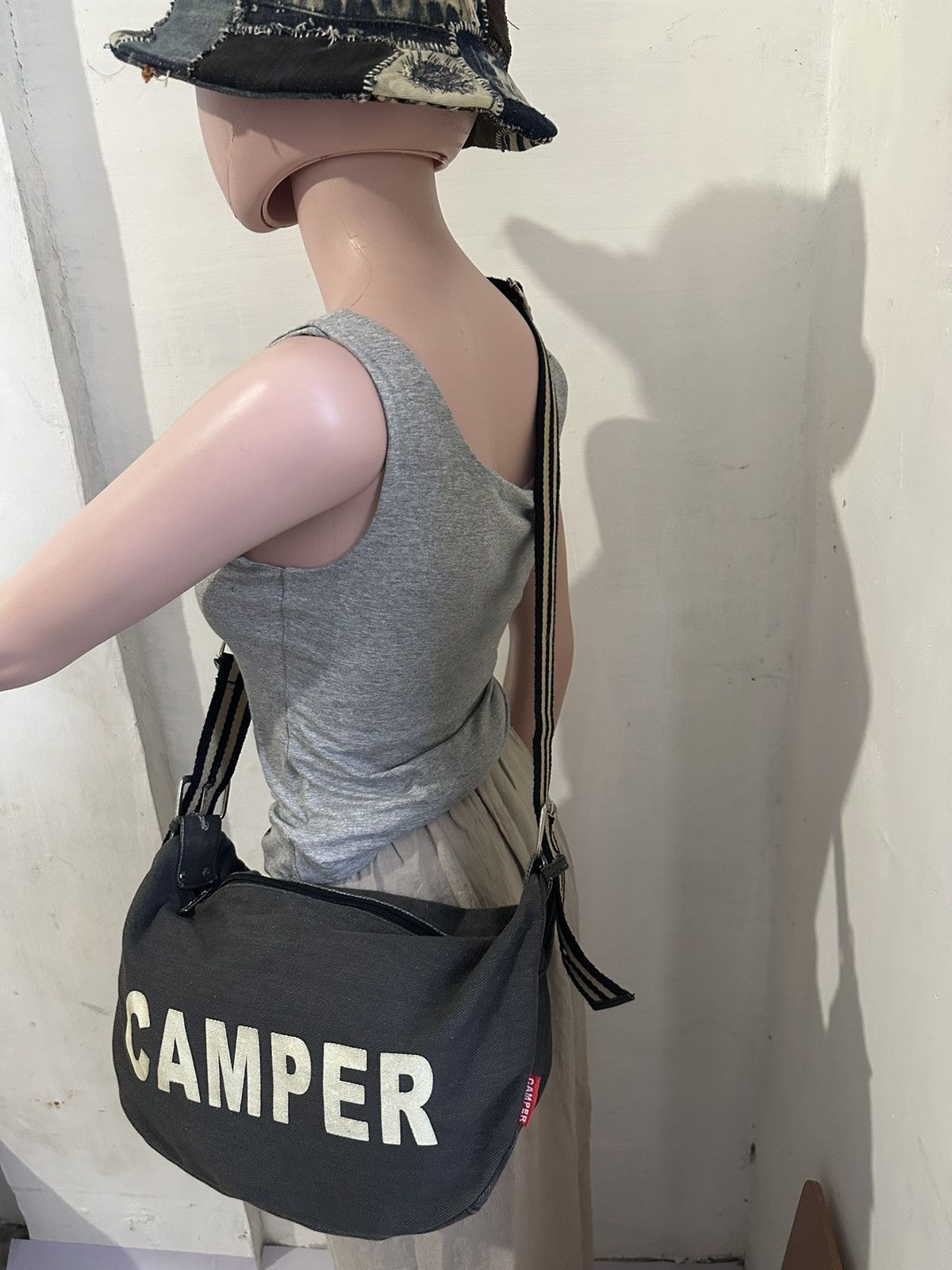Camper Camper Crossbody/ Sling bag Size ONE SIZE - 3 Thumbnail