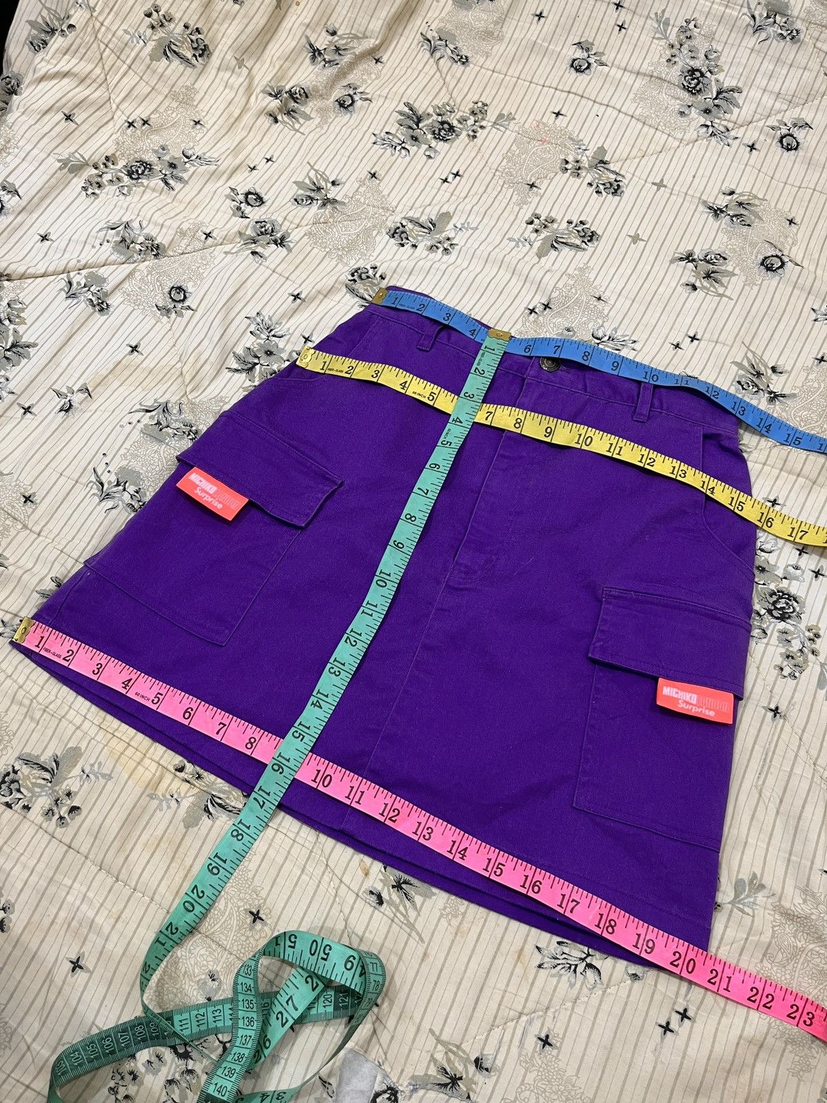 Michiko Koshino London (Rrrr). MICHIKO LONDON SURPRISE SKIRTS Size 28" / US 6 / IT 42 - 11 Thumbnail