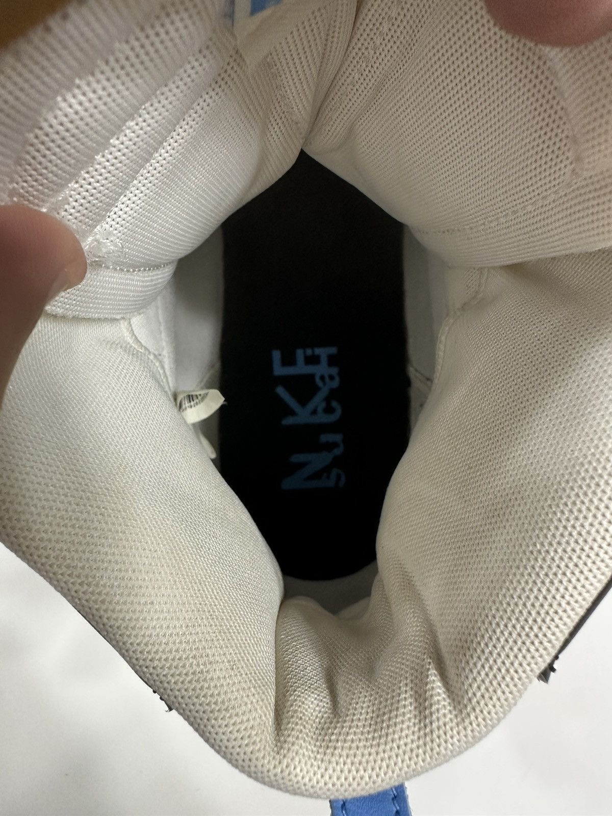 NIKE BLAZER MID SACAI WHITE BALCK LEGEND BLUE