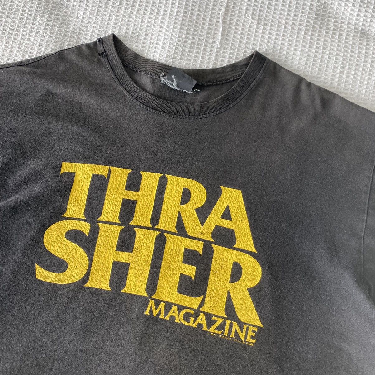 Vintage Thrashed Faded Y2K Thrasher Skateboard ERD GRUNGE TEE Size US XXL / EU 58 / 5 - 2 Thumbnail