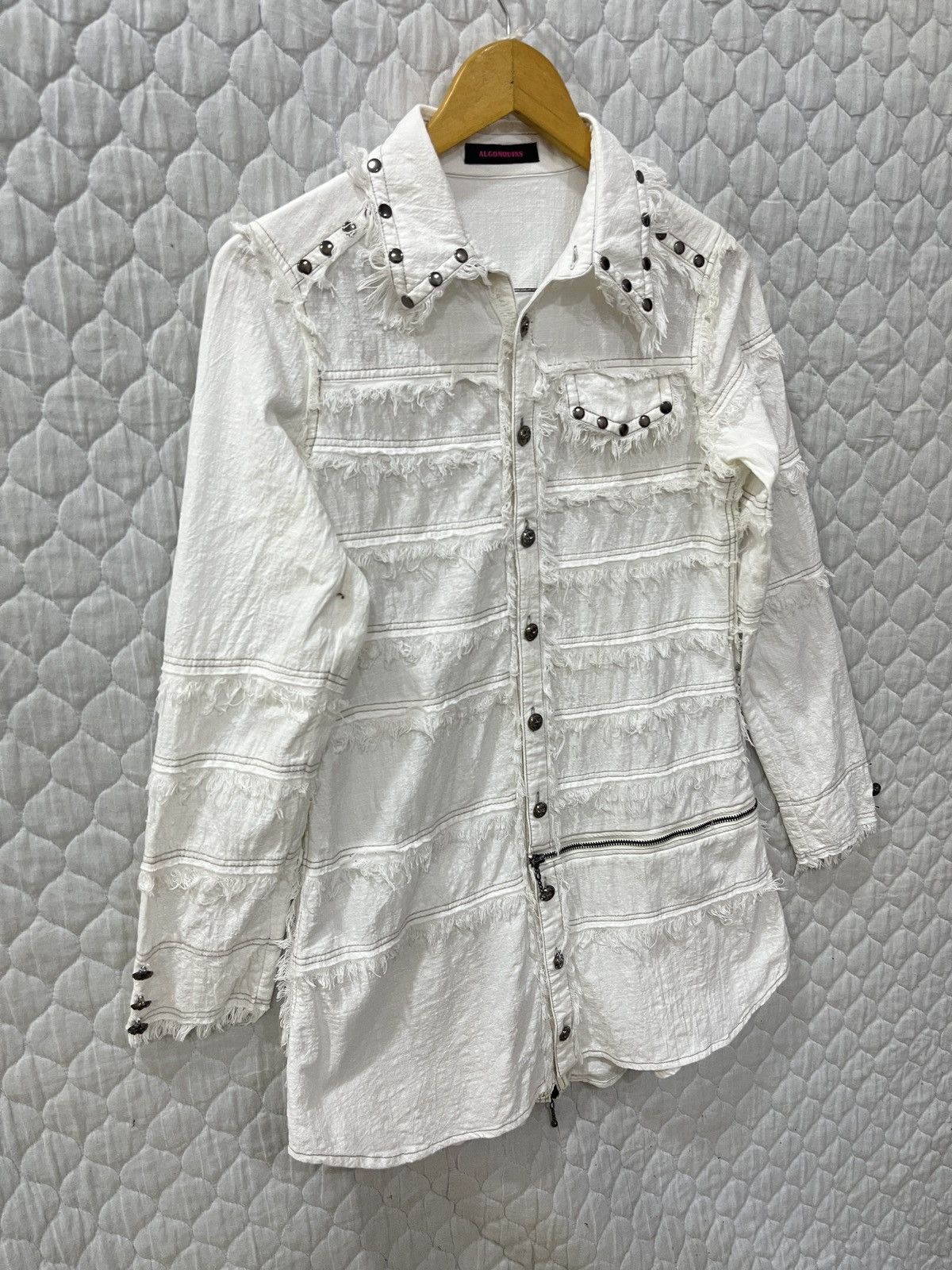(Ssss). ALGON QUINS PUNK BLOUSE