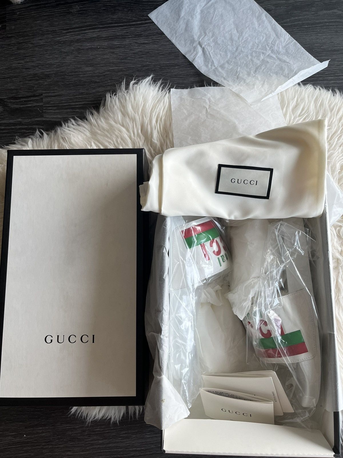 Gucci Super Runway Brand New Gucci Logo Leather Sandal Slides Rare Size US 9 / EU 42 - 8 Thumbnail