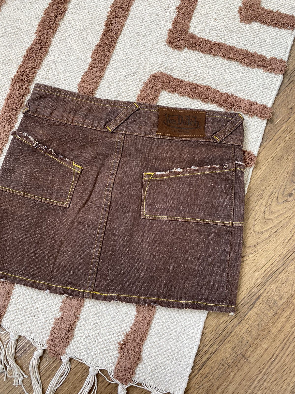 Von Dutch VINTAGE RARE VON DUTCH MINI JEANS BROWN SKIRT Size 27" / US 4 / IT 40 - 3 Thumbnail