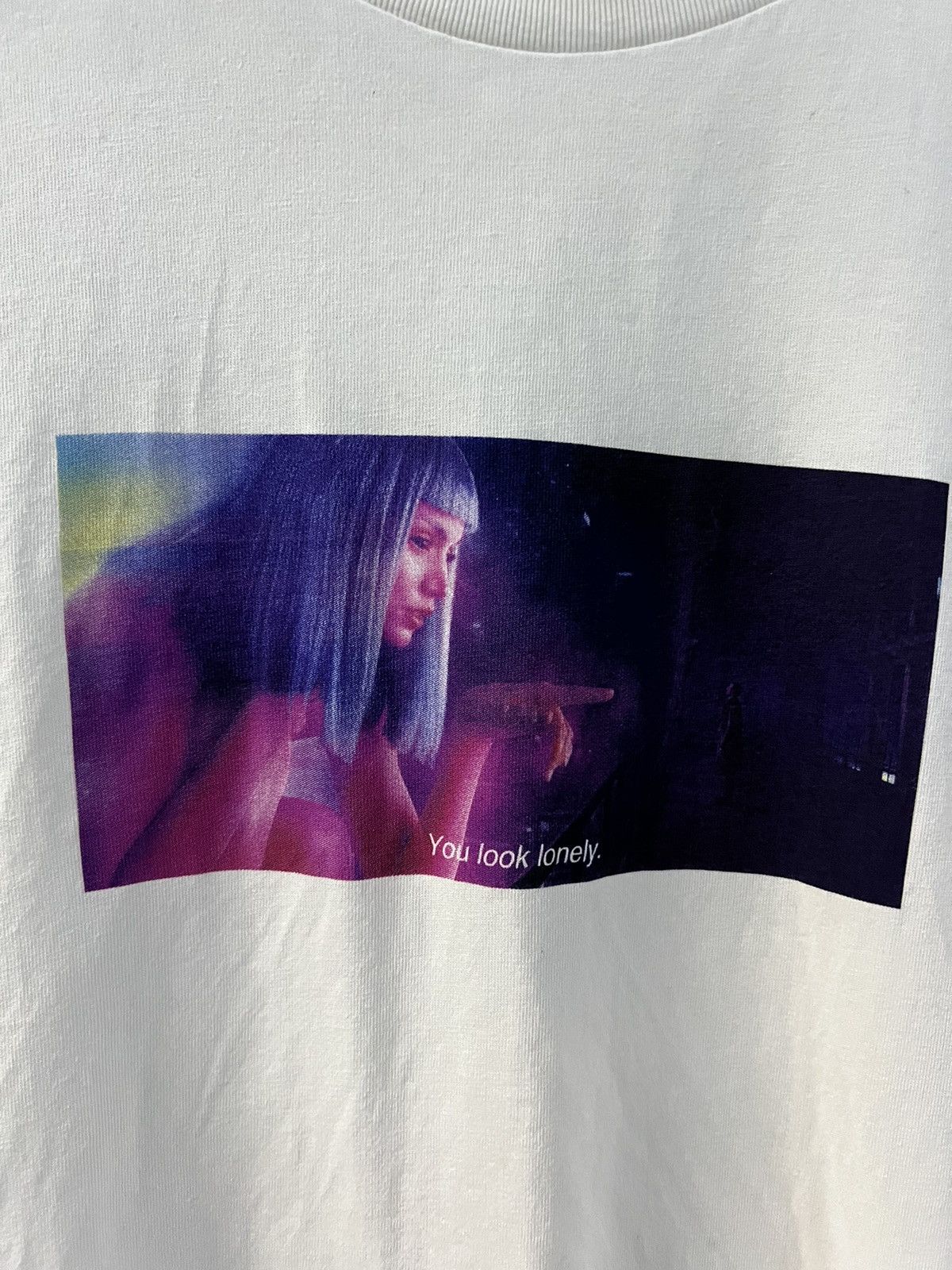 Uniqlo Blade Runner 204S You Look Lonely Movie Tee Size US M / EU 48-50 / 2 - 1 Thumbnail