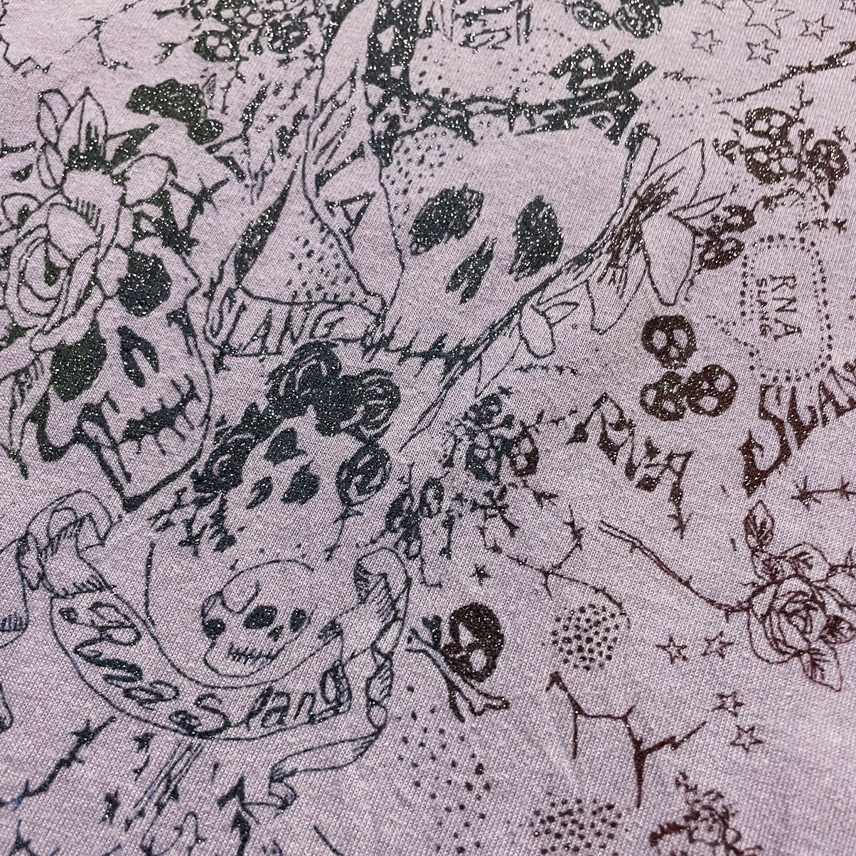 20471120 × Beauty Beast × Japanese Brand 🇯🇵☠️ VINTAGE RNA INC SKULL FLORAL TSHIRT Size US M / EU 48-50 / 2 - 11 Thumbnail