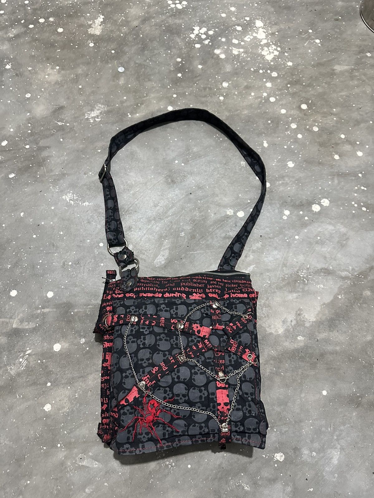 Japanese Brand Beautiful Punk Bondage Skull Body Line Blood Storm Bag Size ONE SIZE - 4 Thumbnail