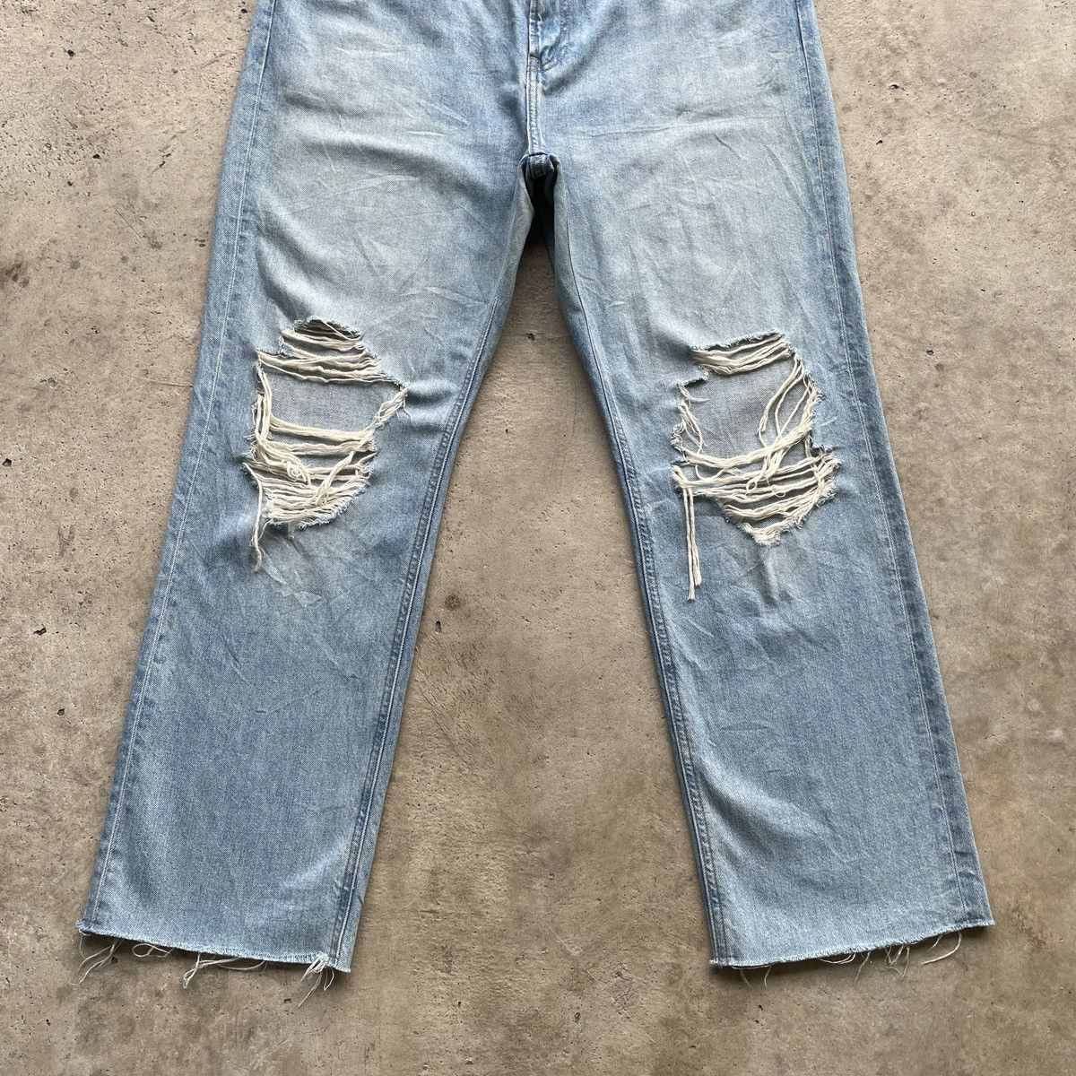 Japanese Brand Vintage Japan Jeans Ripped Faded Distressed Denim Pants W32 Size US 32 / EU 48 - 4 Thumbnail
