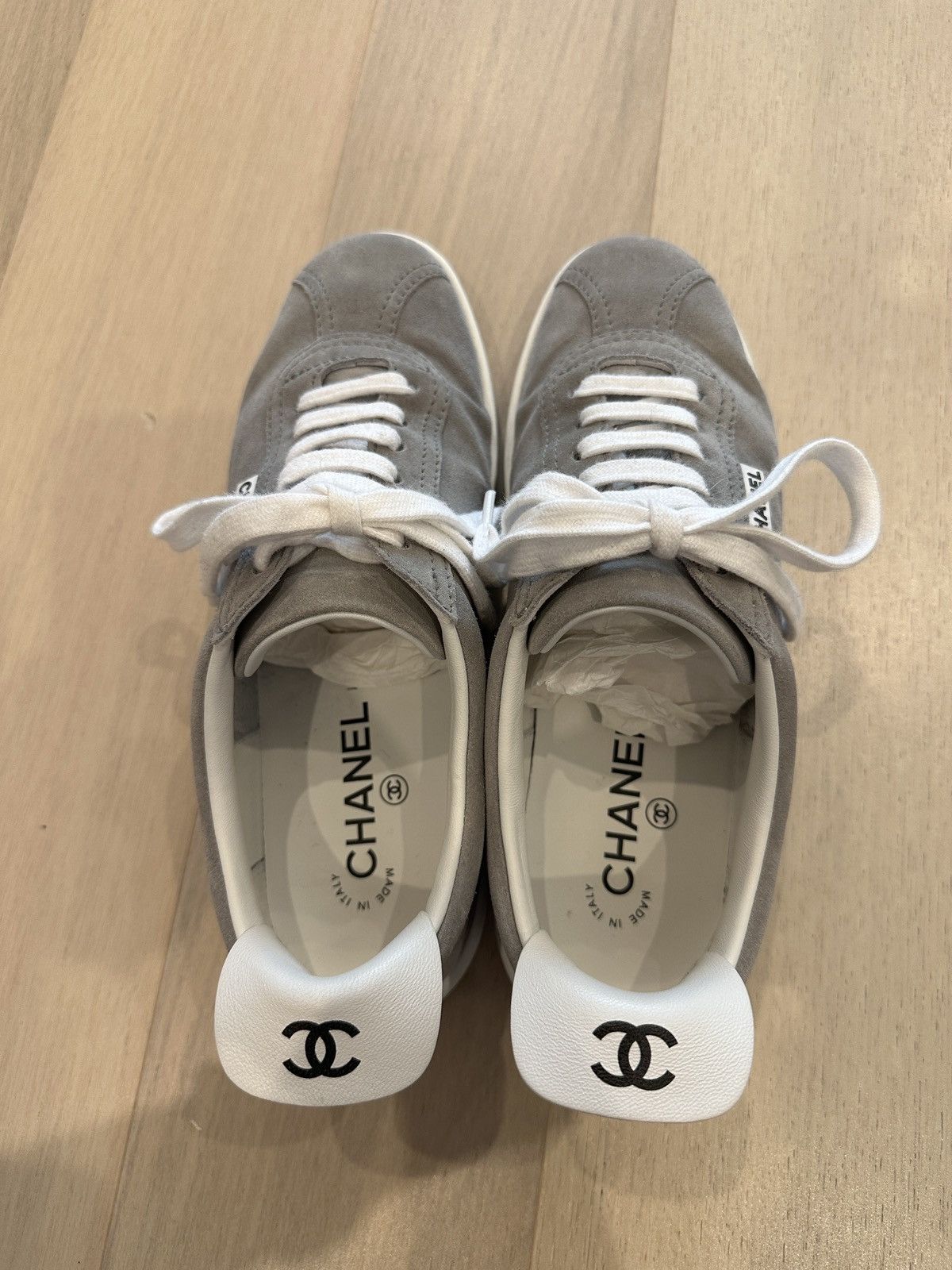 Chanel Chanel Sneakers Grey Suede Size US 7 / EU 40 - 5 Thumbnail