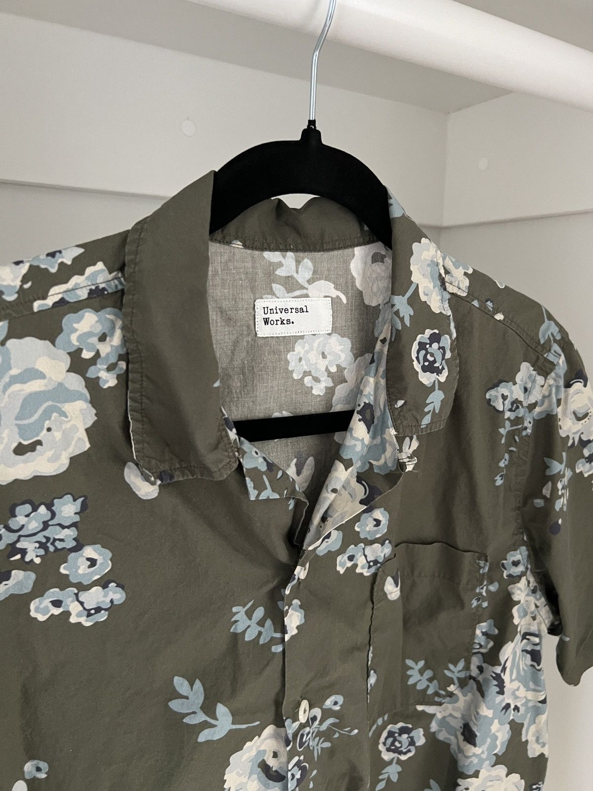 Universal Works 🏝️🏝️ Universal Works Olive Floral Road Shirt Size US M / EU 48-50 / 2 - 4 Thumbnail