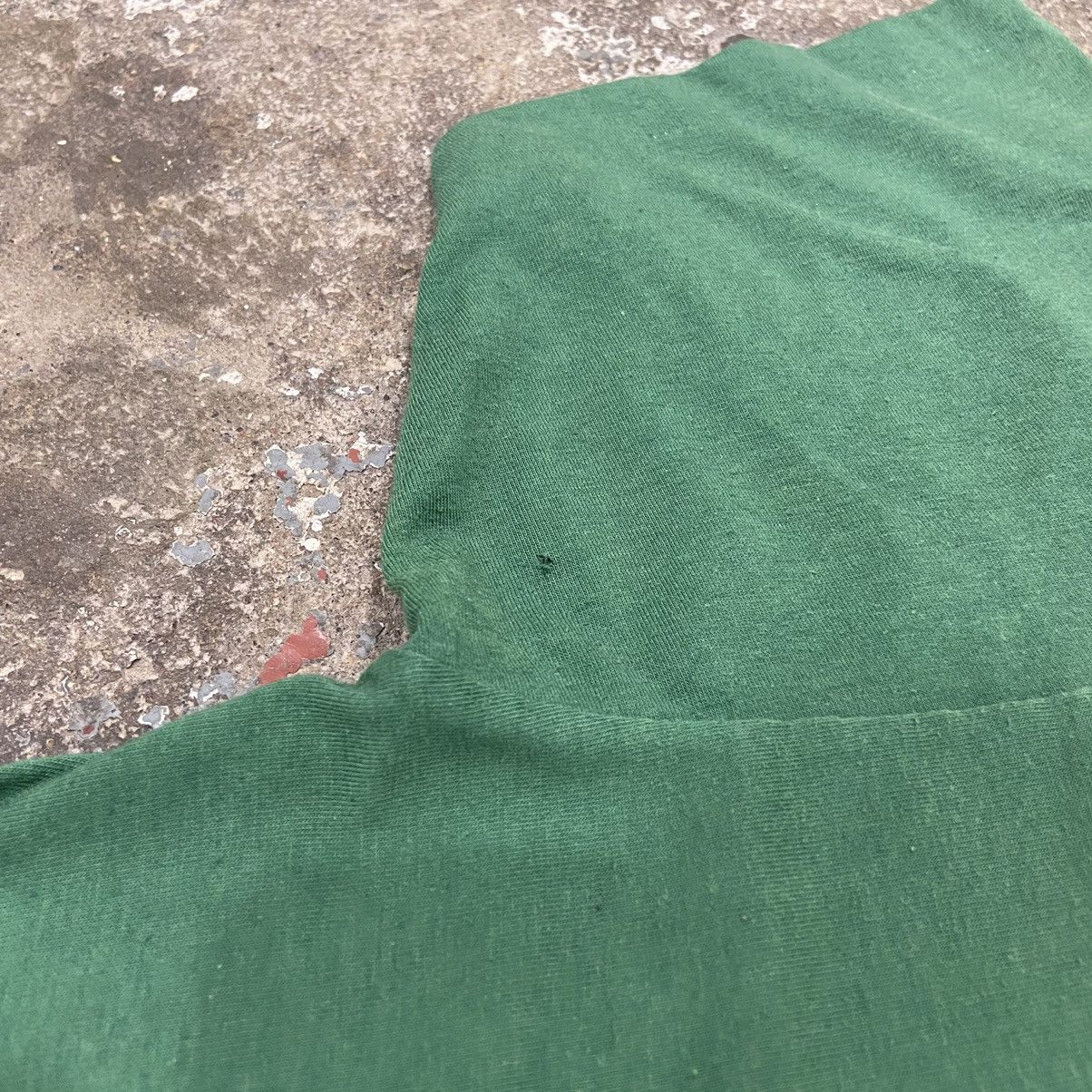 Vintage Vintage 1970s Green Tee Size US M / EU 48-50 / 2 - 10 Thumbnail