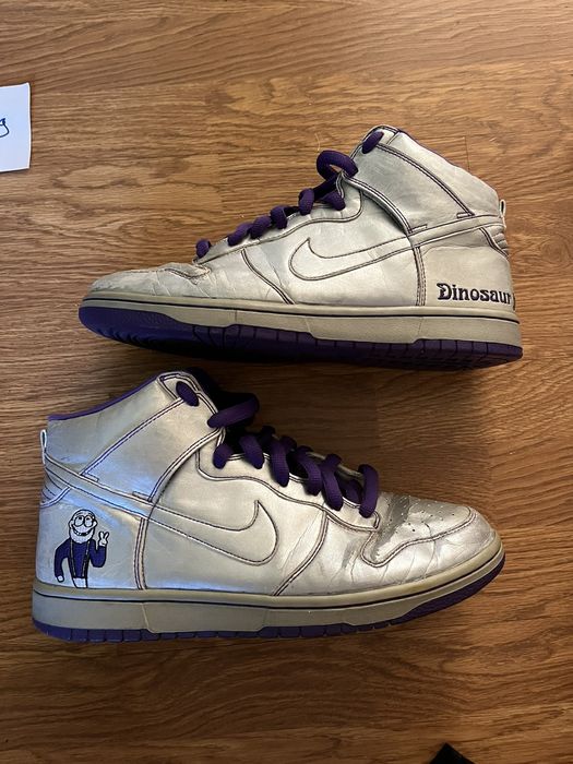 nike sb dunk high dinosaur jr