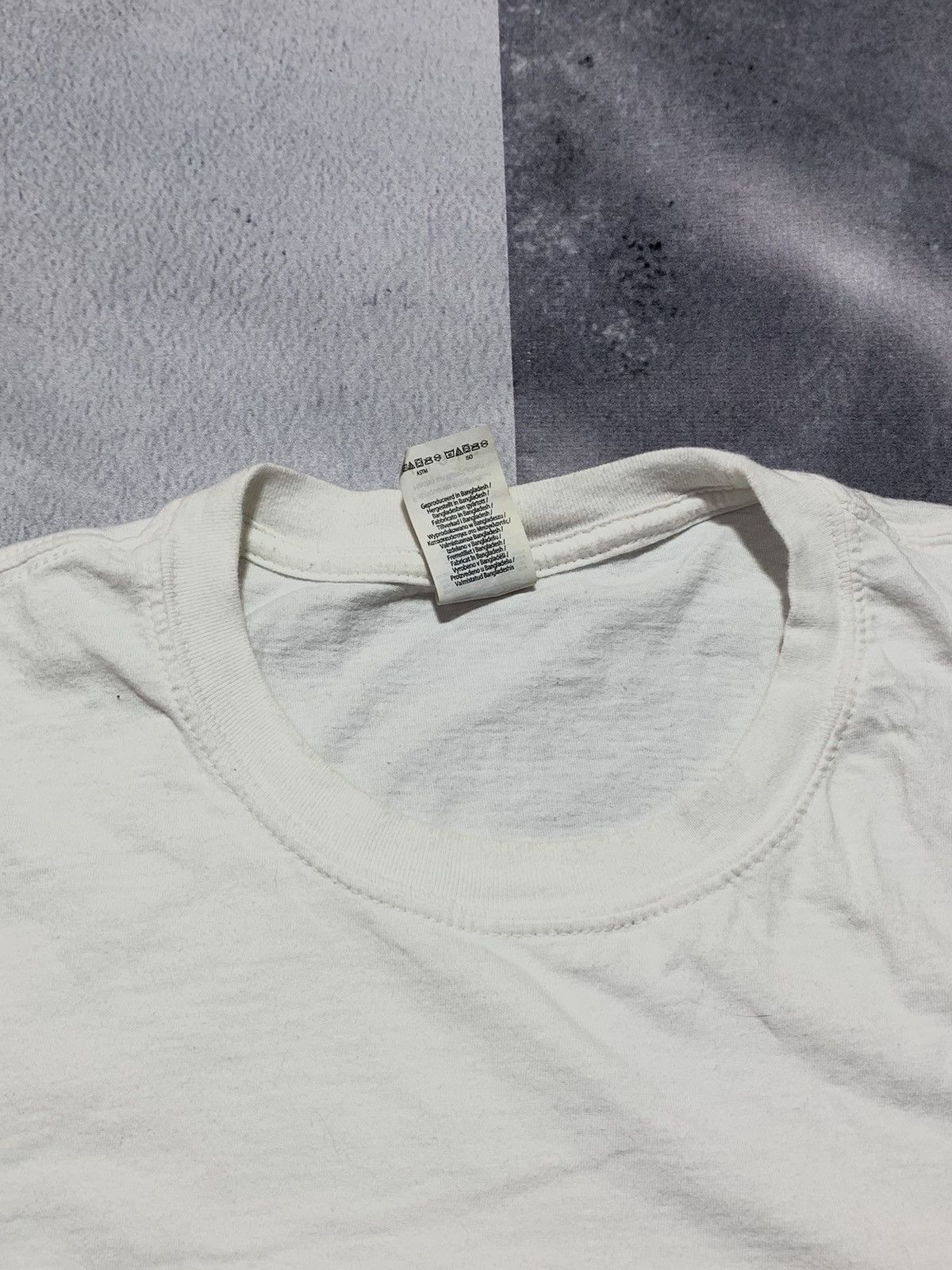 Vintage Vintage Y2K Lazybones “Just do it later” tee swoosh size L Size US L / EU 52-54 / 3 - 5 Thumbnail