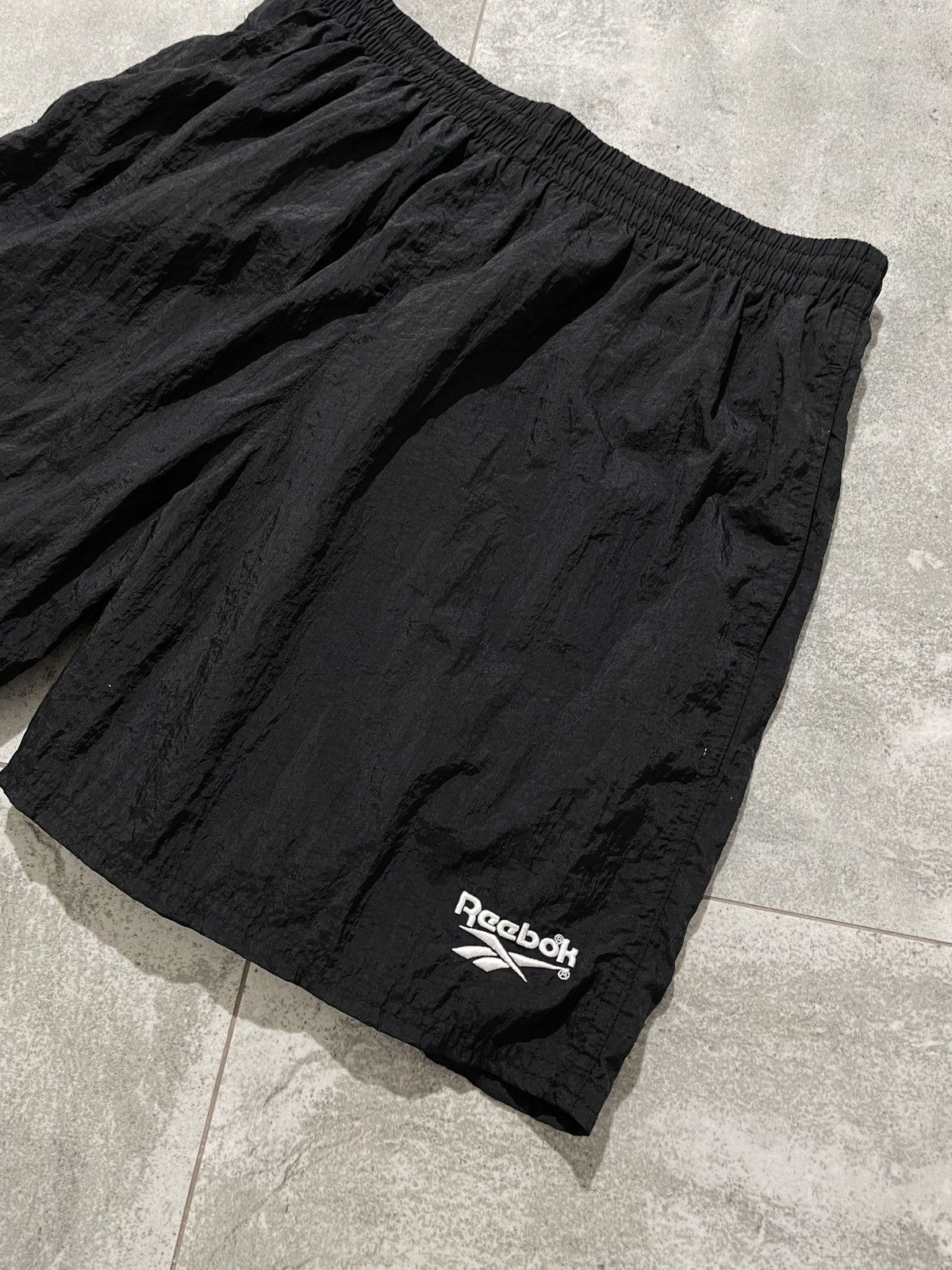 Reebok × Vintage Vintage Y2K Reebok Streetwear Nylon Shorts Size US 34 / EU 50 - 3 Thumbnail