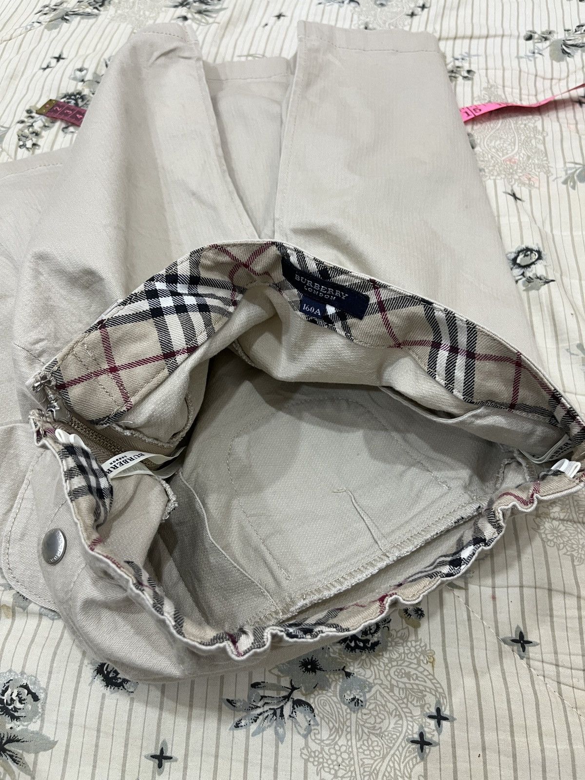 Burberry (Qqqq). BURBERRYS LONDO SKIRTS Size 24" / US 00 / IT 34 - 7 Thumbnail