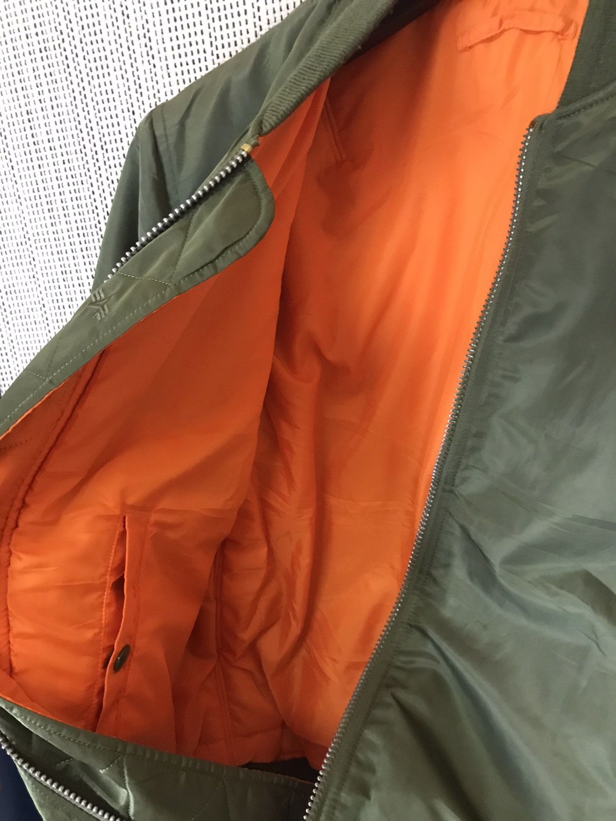 Alpha Industries ‼️ALPHA INDUSTRIES BOMBER REVERSIBLE JACKET‼️ Size US M / EU 48-50 / 2 - 13 Thumbnail