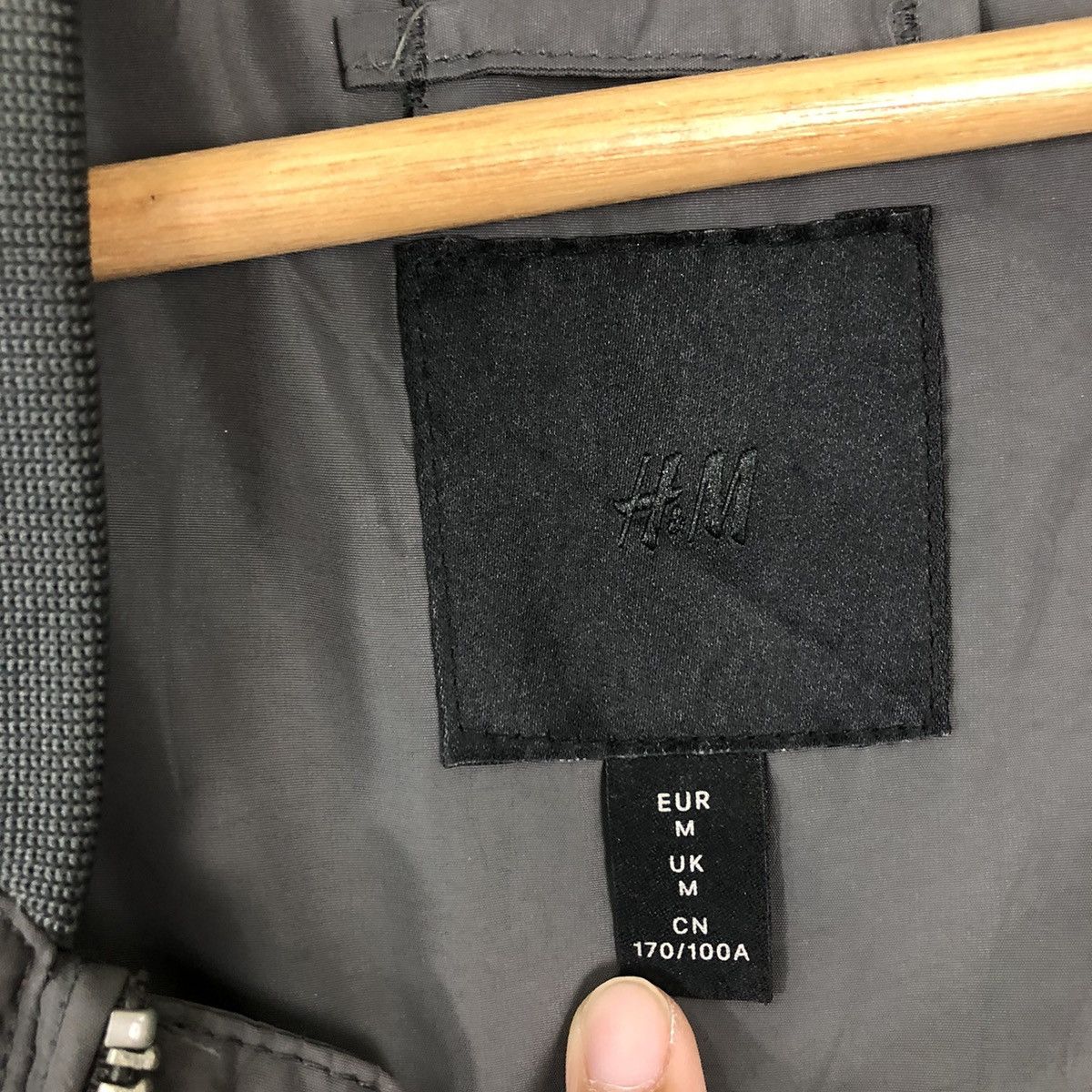 Japanese Brand VINTAGE BOMBER JACKET VARSITY H&M JAPAN ISSEY MIYAKE STYLE Size US M / EU 48-50 / 2 - 12 Thumbnail