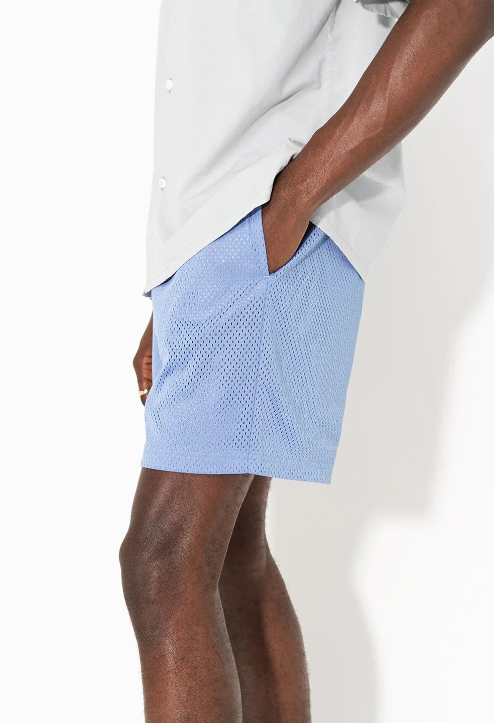 John Elliott 196USD AAU MESH SHORTS MALIBU Size US 34 / EU 50 - 5 Thumbnail