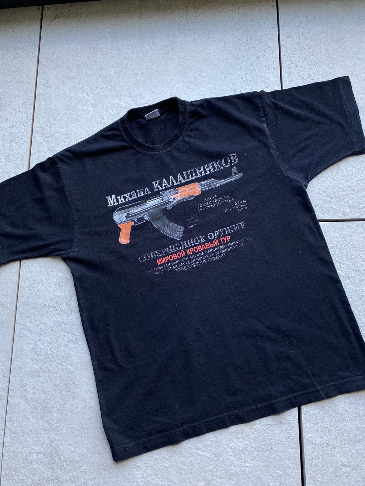 Vintage AK-47 Kalashnikov Russian Rifle Gun T-shirt y2k