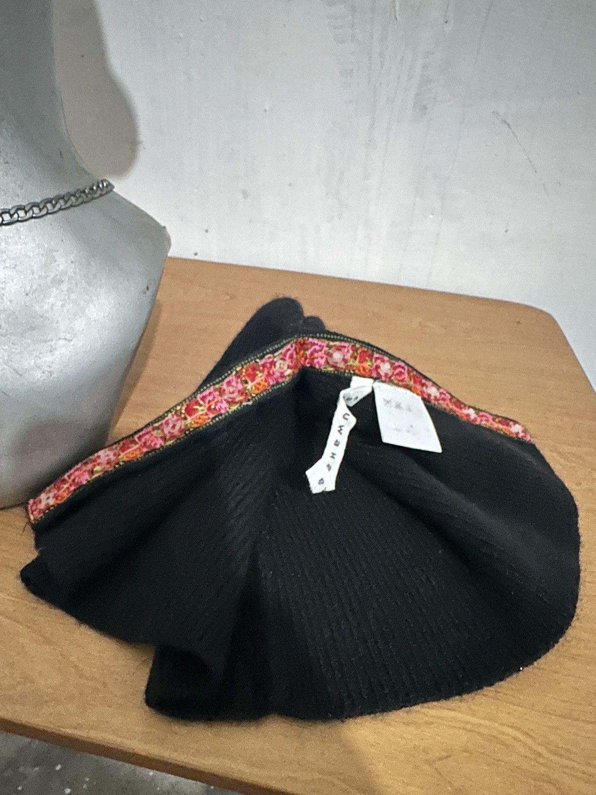 Issey Miyake Sunaokuwahara by Issey Miyake Beanie Nice Snap Design Size ONE SIZE - 8 Thumbnail