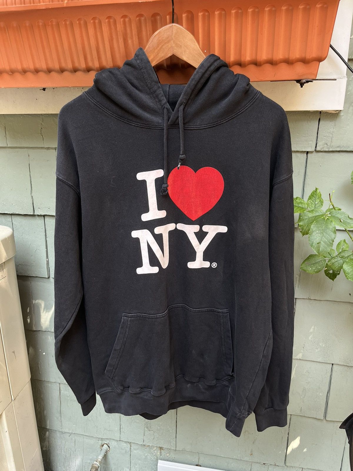 Vintage Vintage “I Heart NY” Black Faded Hoodie Y2K Size US XL / EU 56 / 4 - 1 Thumbnail