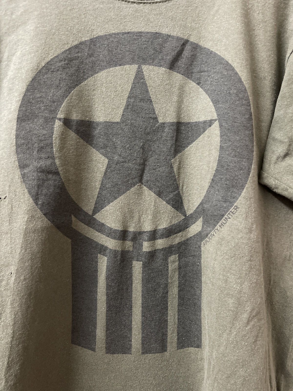 Bounty Hunter VINTAGE BOUNTY HUNTER BIG LOGO VERY RARE Size US M / EU 48-50 / 2 - 10 Thumbnail