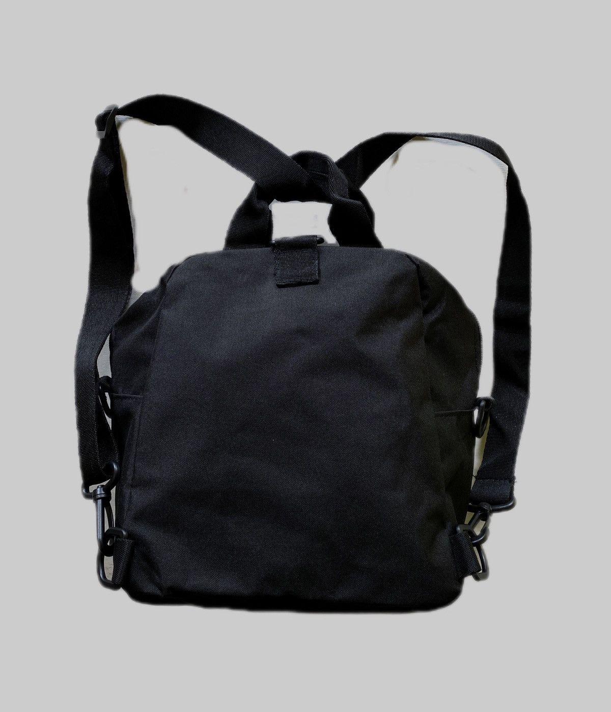 Ne-Net Rare UNISEX Ne-Net Nya 2 Way Bag Size ONE SIZE - 8 Thumbnail