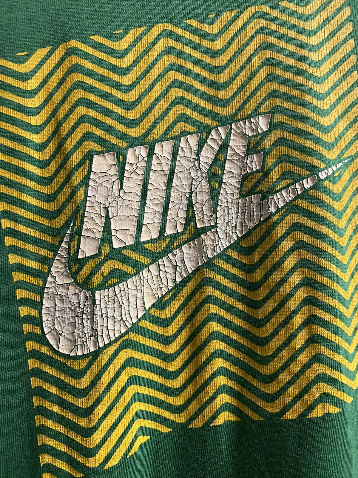Nike Rare Vintage T-Shirt Nike Y2K Drill style Big Logo. Size US M / EU 48-50 / 2 - 7 Thumbnail