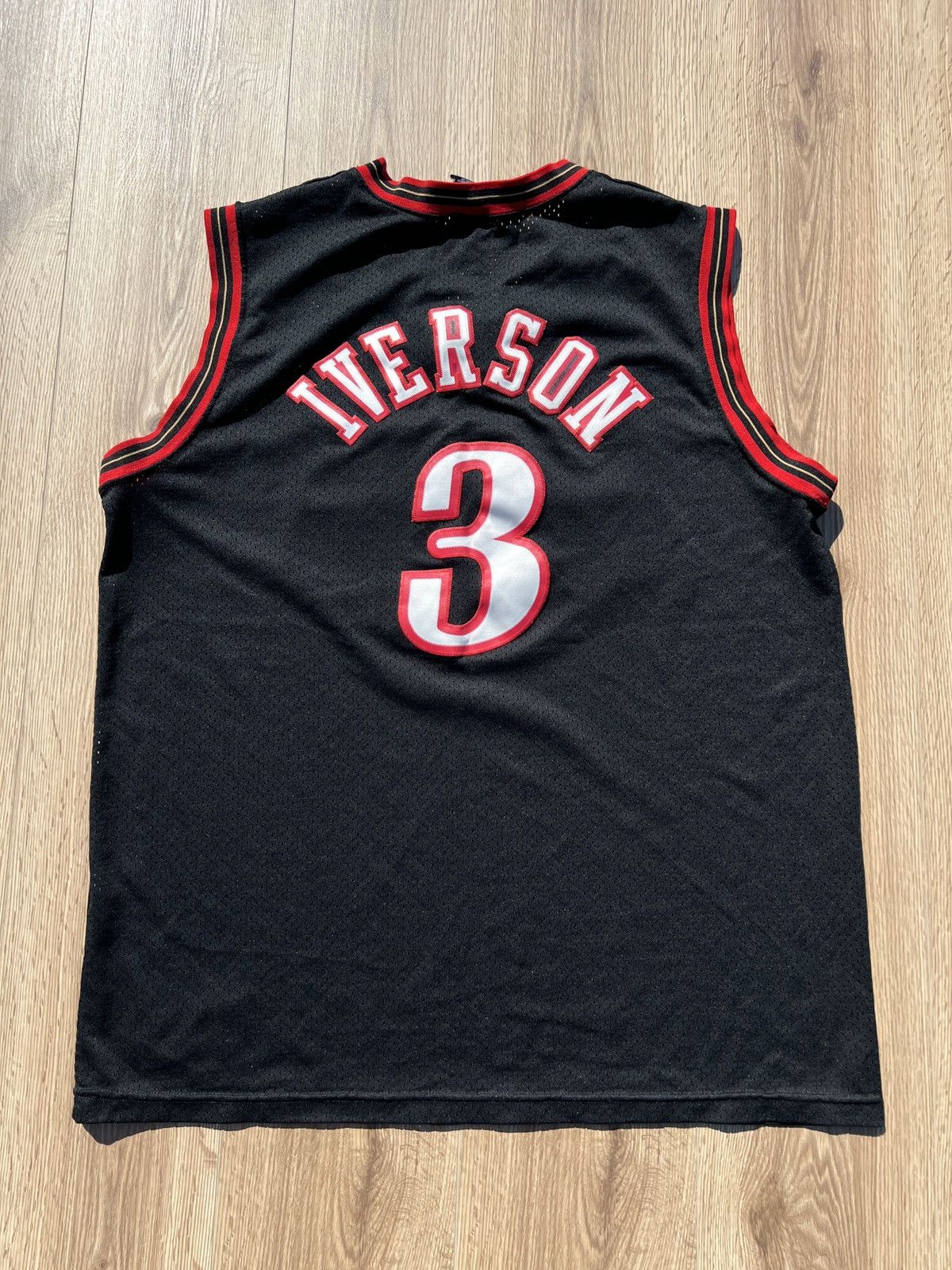 Vintage Philadelphia Sixers Allen Iverson Embroidered Jersey