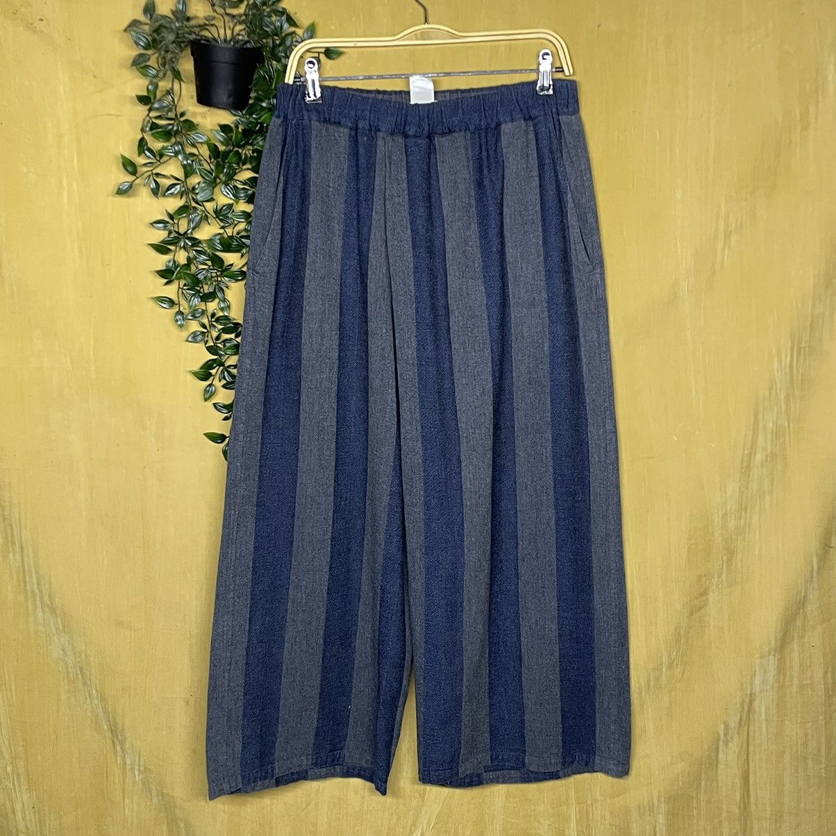 Issey Miyake A17 Plantation by ISSEY MIYAKE Palazzo pant Size US 29 - 1 Thumbnail