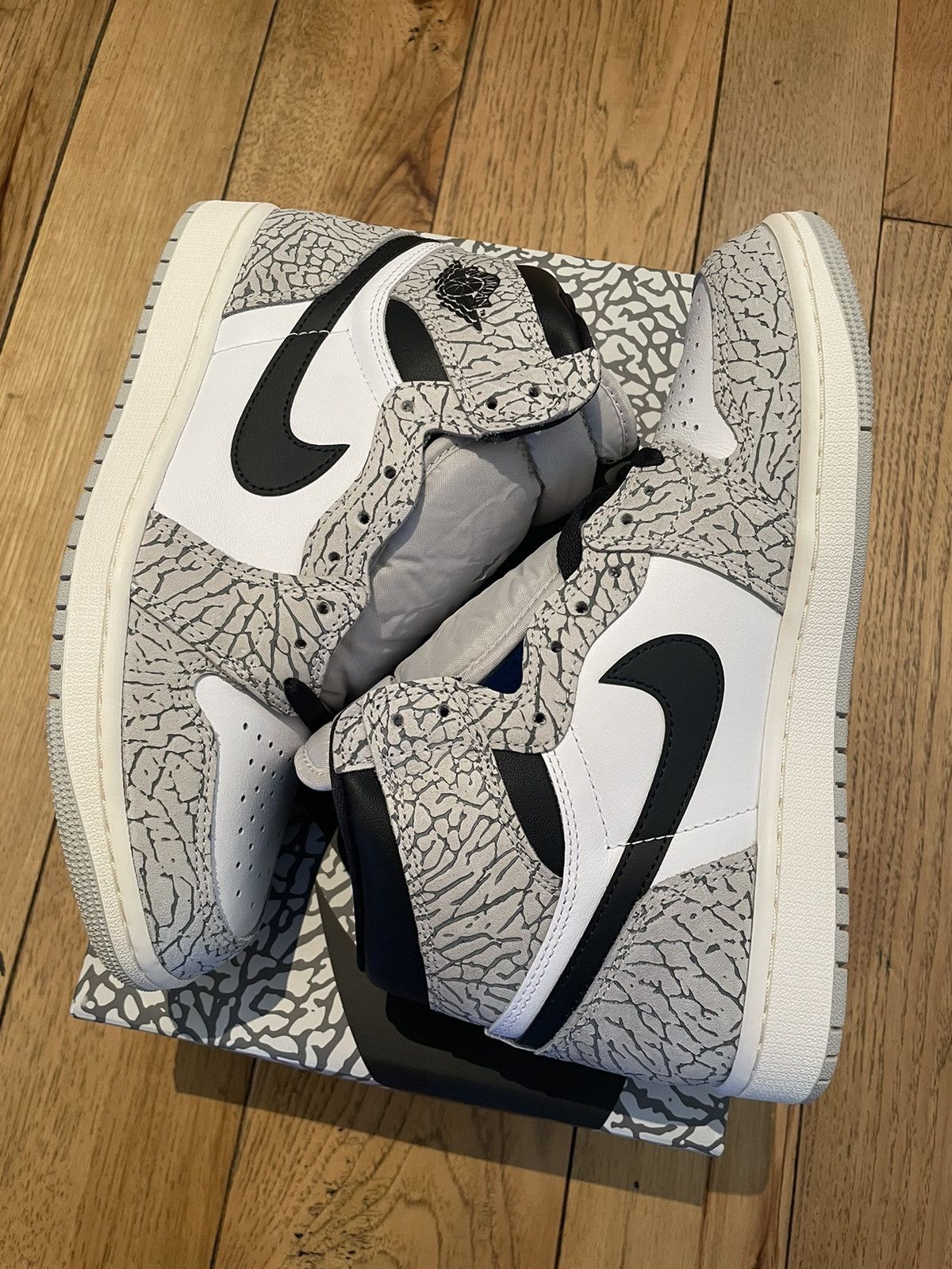 Jordan High OG White Cement Elephant