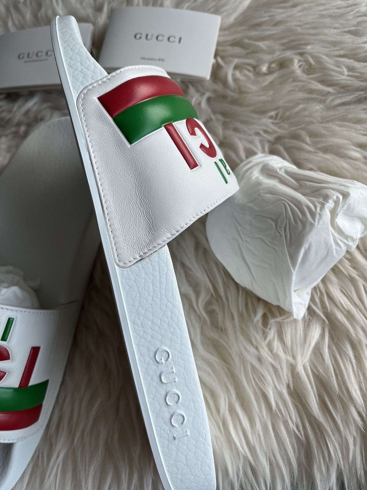Gucci Super Runway Brand New Gucci Logo Leather Sandal Slides Rare Size US 9 / EU 42 - 17 Thumbnail