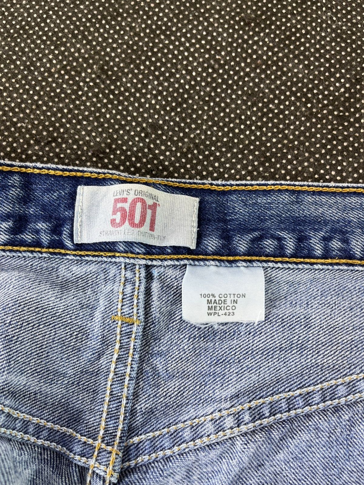 Levi's × Vintage Vintage Levi's 501 Ripped Blue Washed Jeans 32 x 32 - J290 Size US 32 / EU 48 - 6 Thumbnail