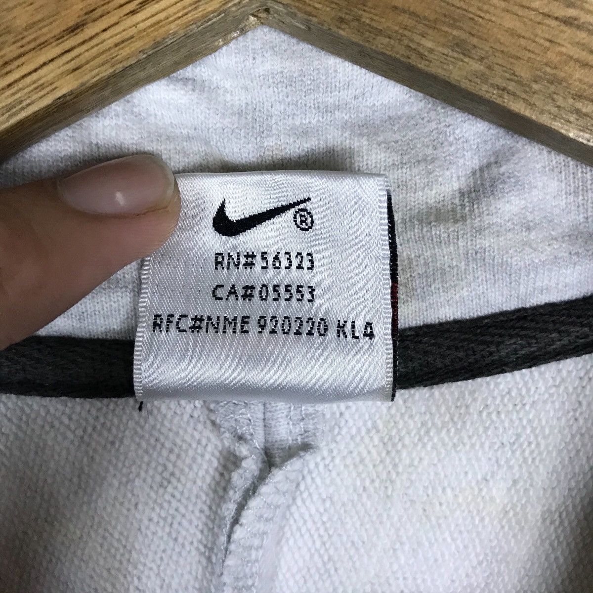 Nike Small Logo Quarter Zip Pullover Jumper Sweatshirt