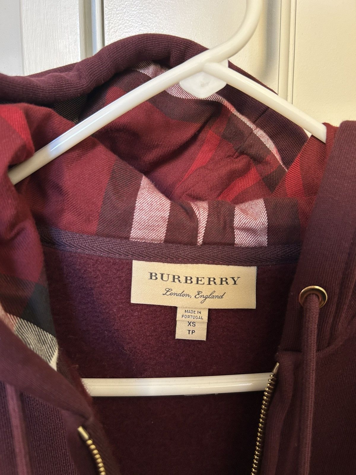 Burberry Burberry Hoodie (Burgandy) Like New Size US XS / EU 42 / 0 - 2 Thumbnail