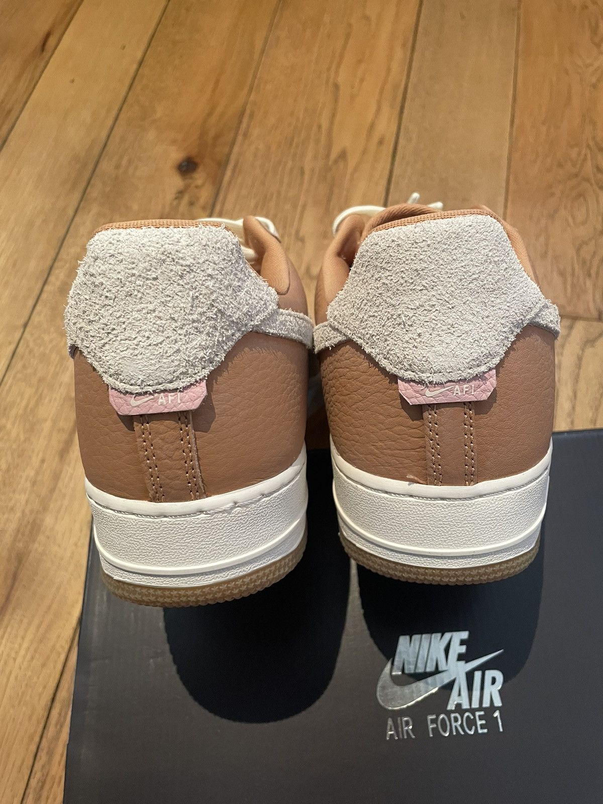 Nike Nike Air Force 1 ‘07 Craft Light Cognac Size US 11.5 / EU 44-45 - 8 Thumbnail