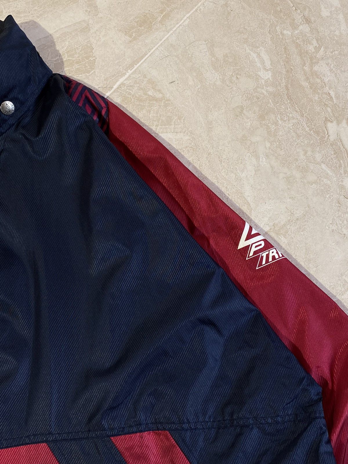Umbro Vintage 90s Umbro hype y2k streetwear style retro jacket Size US XL / EU 56 / 4 - 8 Thumbnail