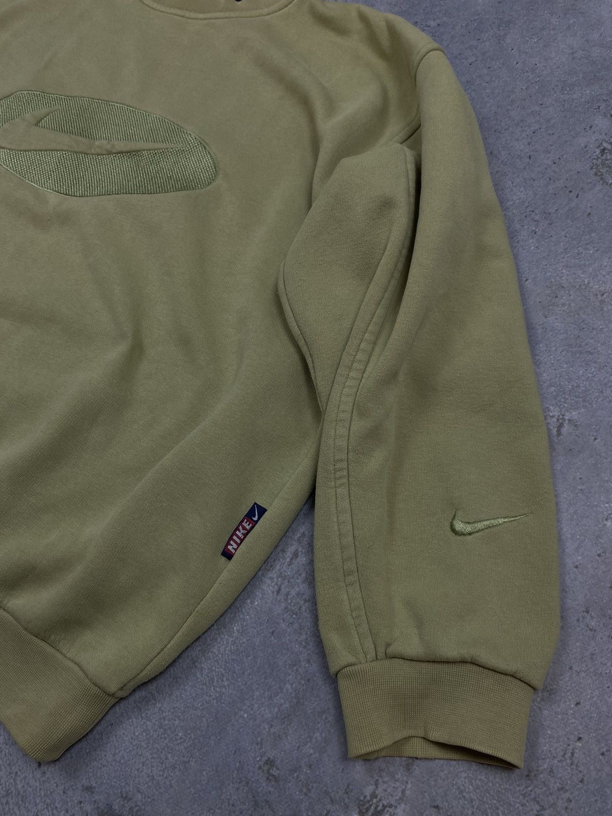 Nike Nike sweatshirt 90s 00s big logo vintage y2k Size US L / EU 52-54 / 3 - 3 Thumbnail