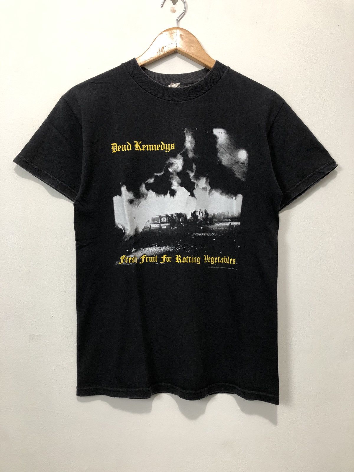 00s Ded Kennedys Fresh Fruit For Rotting Vegetables T-Shirt