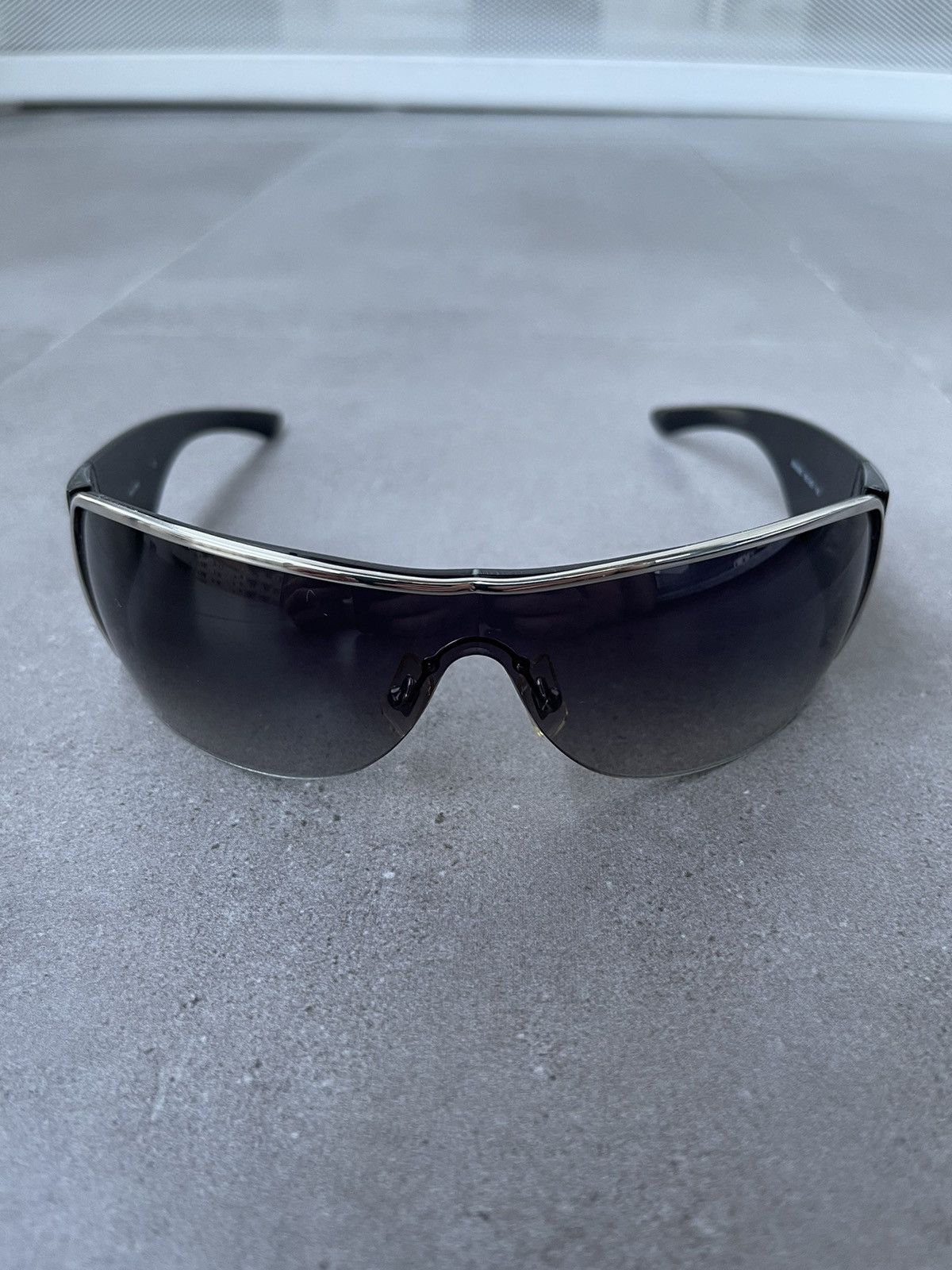 Miu Miu !DS! Miu Miu SMU58G 1BC-5D1 Black Silver Shield Sunglasses Size ONE SIZE - 4 Thumbnail