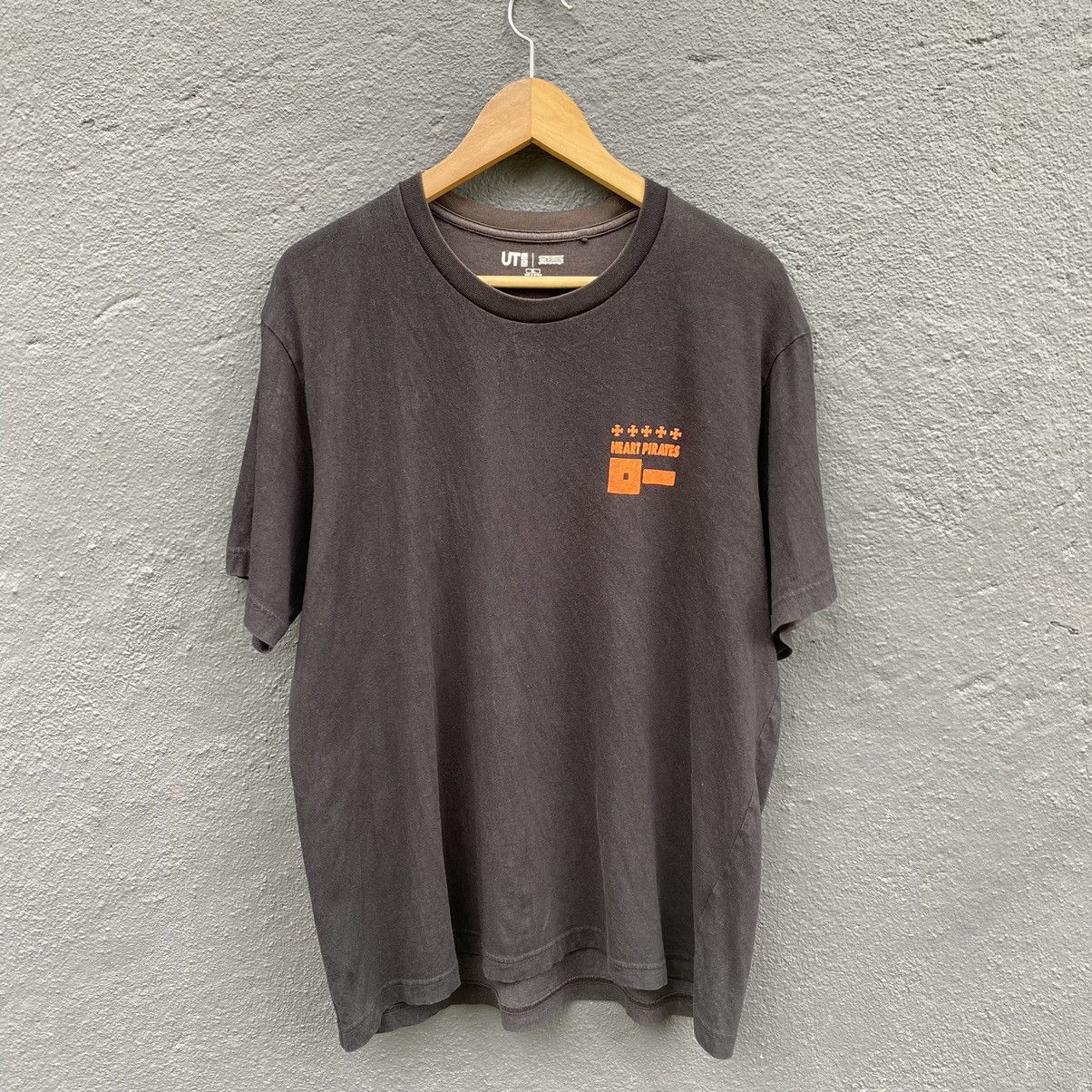 One Piece Thrashed Faded Trafagar Law Heart Pirates One Piece Tee Size US XL / EU 56 / 4 - 3 Thumbnail